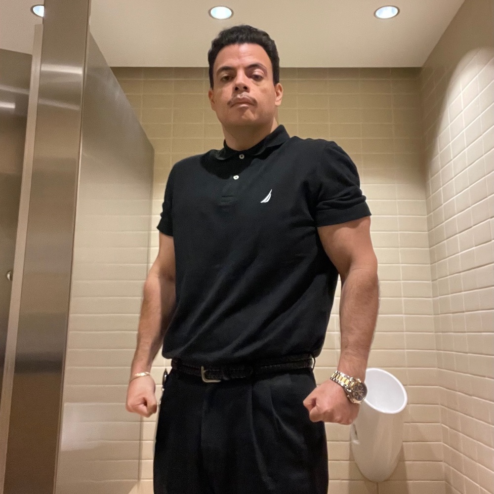 Meet your Posher, Armando